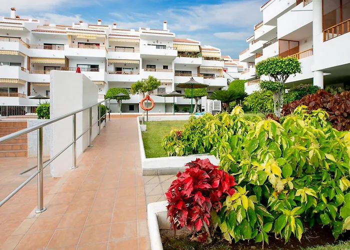 One-bedroom With Terrace, Pool And Partial Sea Views * 로스크리스티아노스