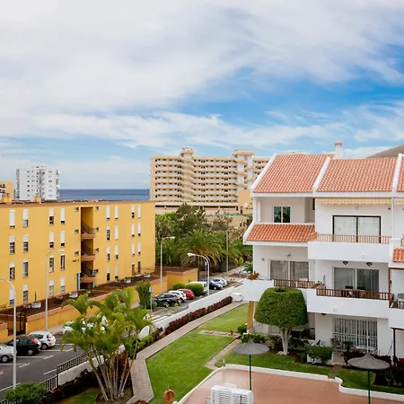 One-bedroom With Terrace, Pool And Partial Sea Views *